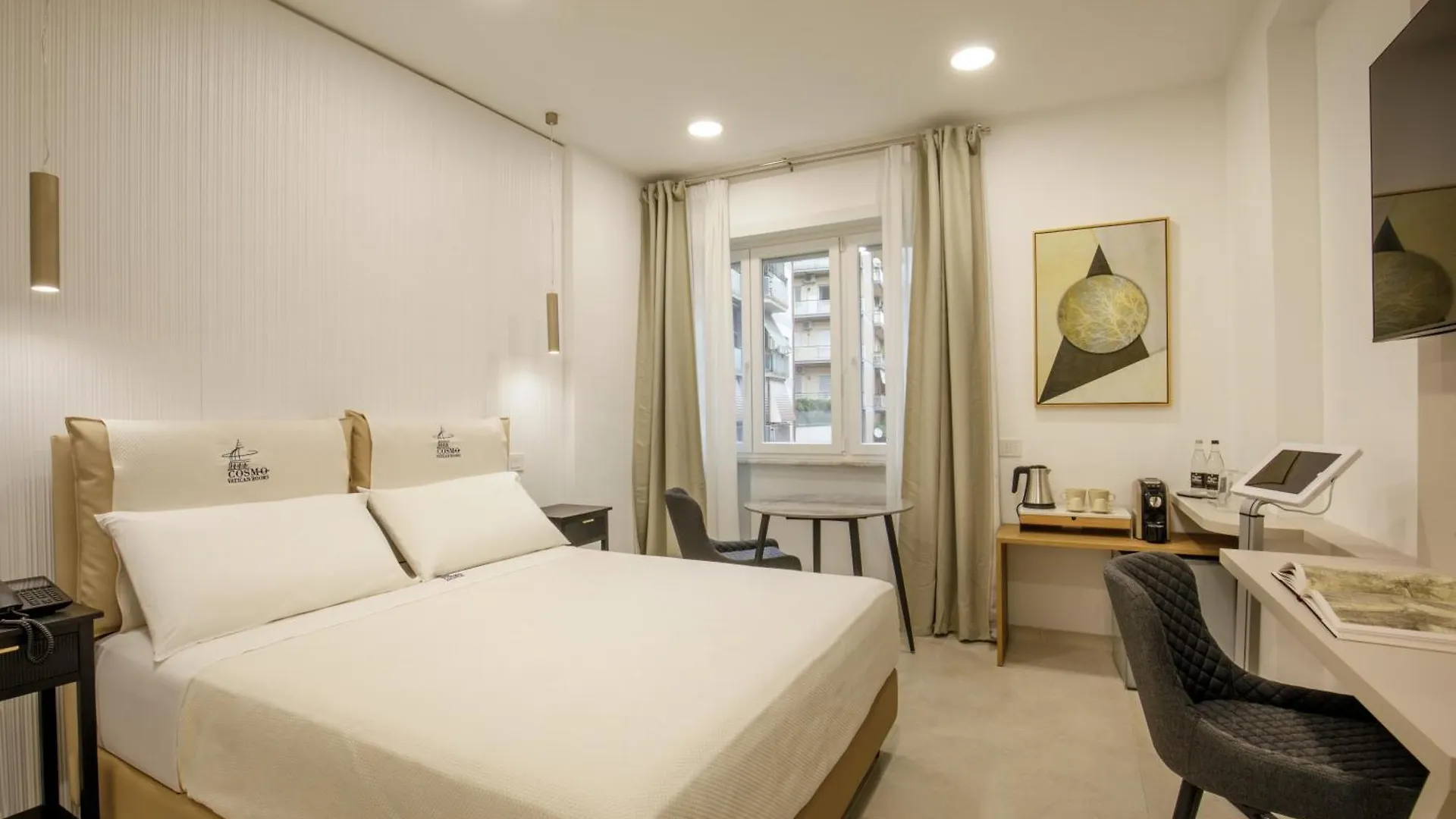 Cosmo Vatican Rooms Rome